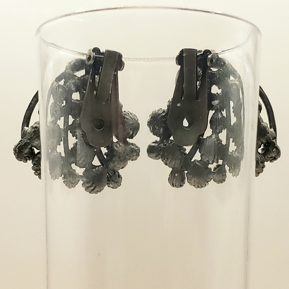 Gorgeous Sparkly Aurora Borealis Rhinestone Clip On Earrings - Picture 3 of 11